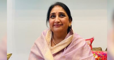 Sunetra Pawar Education Qualification: सुनेत्रा पवार महाराष्ट्र की राजनीति में अहम पद संभालेंगी