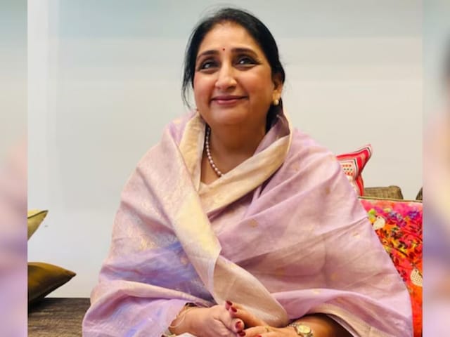 महाराष्ट्र की पहली महिला डिप्टी सीएम सुनेत्रा पवार कितनी पढ़ी-लिखी हैं?