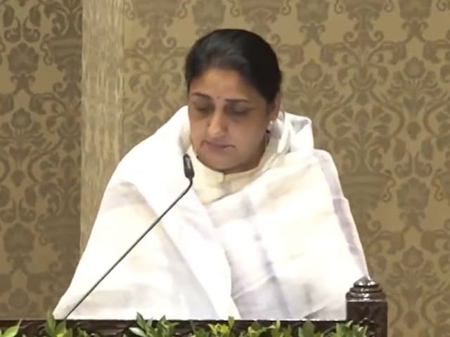 'अजित पवार के सपनों का महाराष्ट्र बनाऊंगी', डिप्टी सीएम बनते ही बोलीं सुनेत्रा