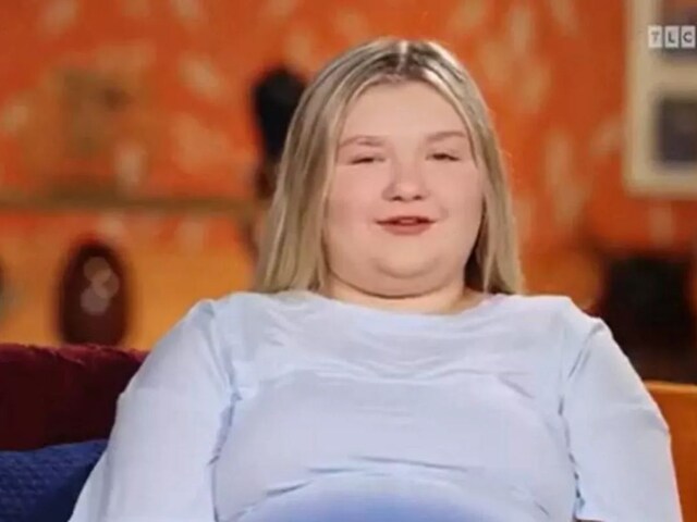 15 साल की उम्र में मां बनी लड़की, 12 साल का था बॉयफ्रेंड, परिवार वाले रह गए हैरान!