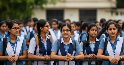 UP Board Exam Center Policy: यूपी बोर्ड परीक्षा में नकल के लिए कोई लूपहोल नहीं बचेगा
