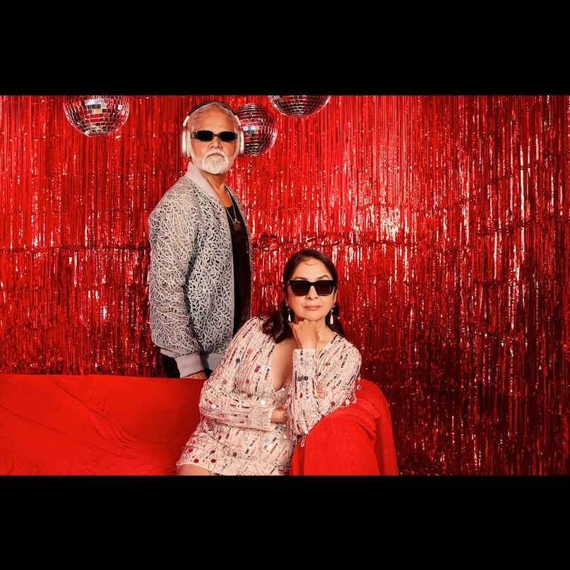 Sanjay Mishra-Neena Gupta's photoshoot before 'Vadh 2' goes viral 15 VADH2 3 2026 01 92eaa5313d83c0fd5b418ad50cfb114d -
