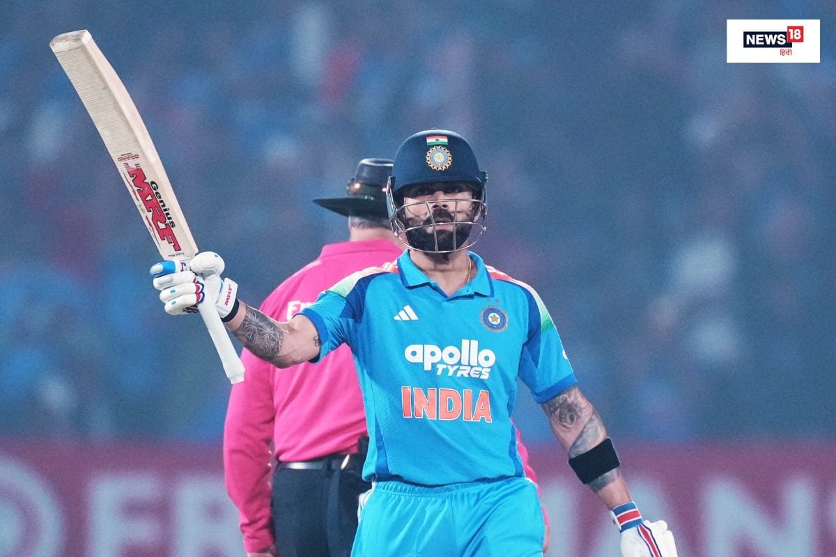 विराट कोहली का कोहराम, वनडे में जड़ा 54वां शतक, न्यूजीलैंड के गेंदबाजों की उड़ाई धज्जियां