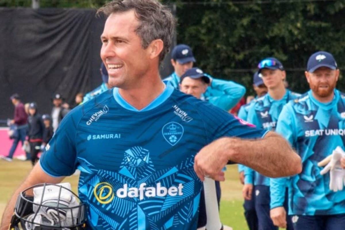 कौन है 42 साल का वो खिलाड़ी... जिसे टी20 वर्ल्ड कप में बनाया गया कप्तान, सिर्फ 4 इंटरनेशनल मैच खेलने का है अनुभव