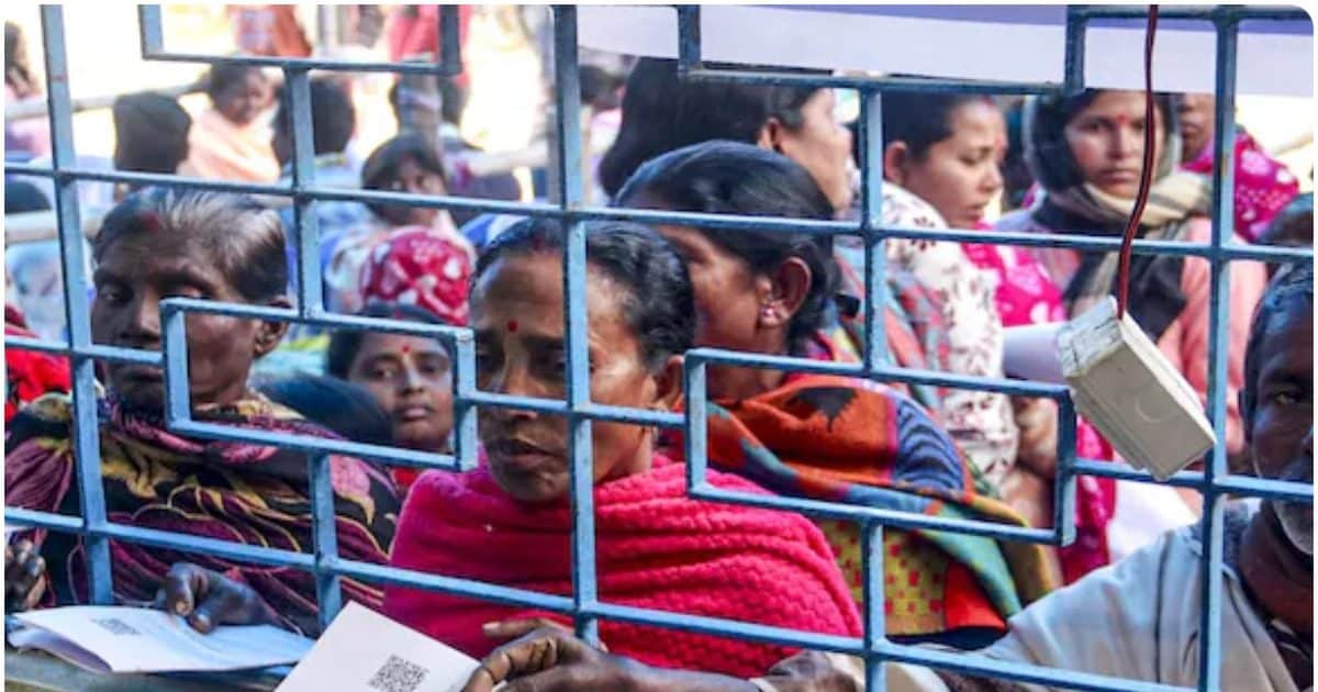 बनर्जी, मुखर्जी, चटर्जी… SIR में सरनेम बना बंगालियों के जी का जंजाल, अब क्यों अंग्रेजी हुकूमत को भेज रहे लानत?