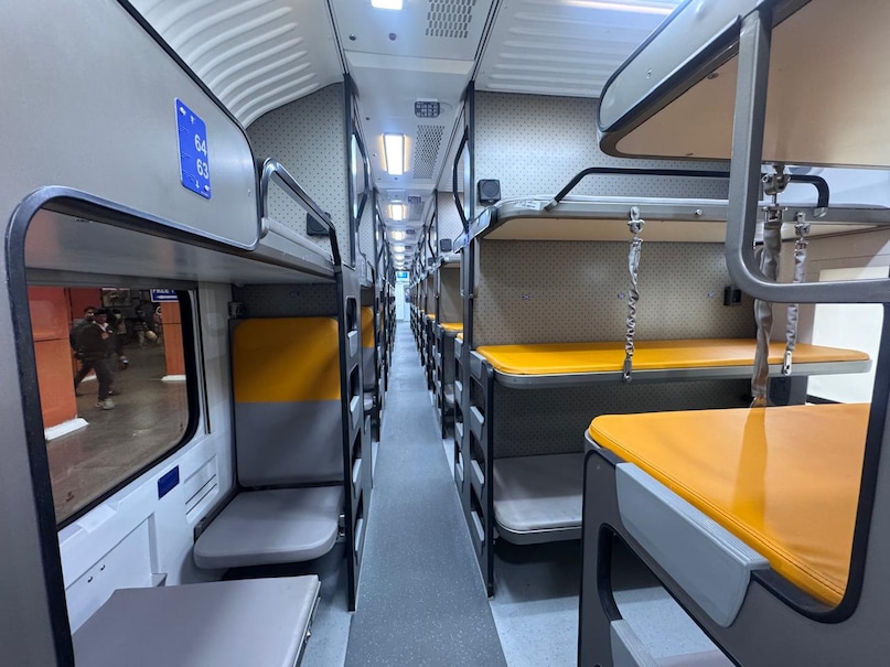 Vande Bharat Sleeper Train Vande Bharat Sleeper Train