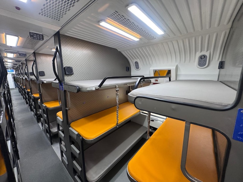 Vande Bharat Sleeper Train Vande Bharat Sleeper Train