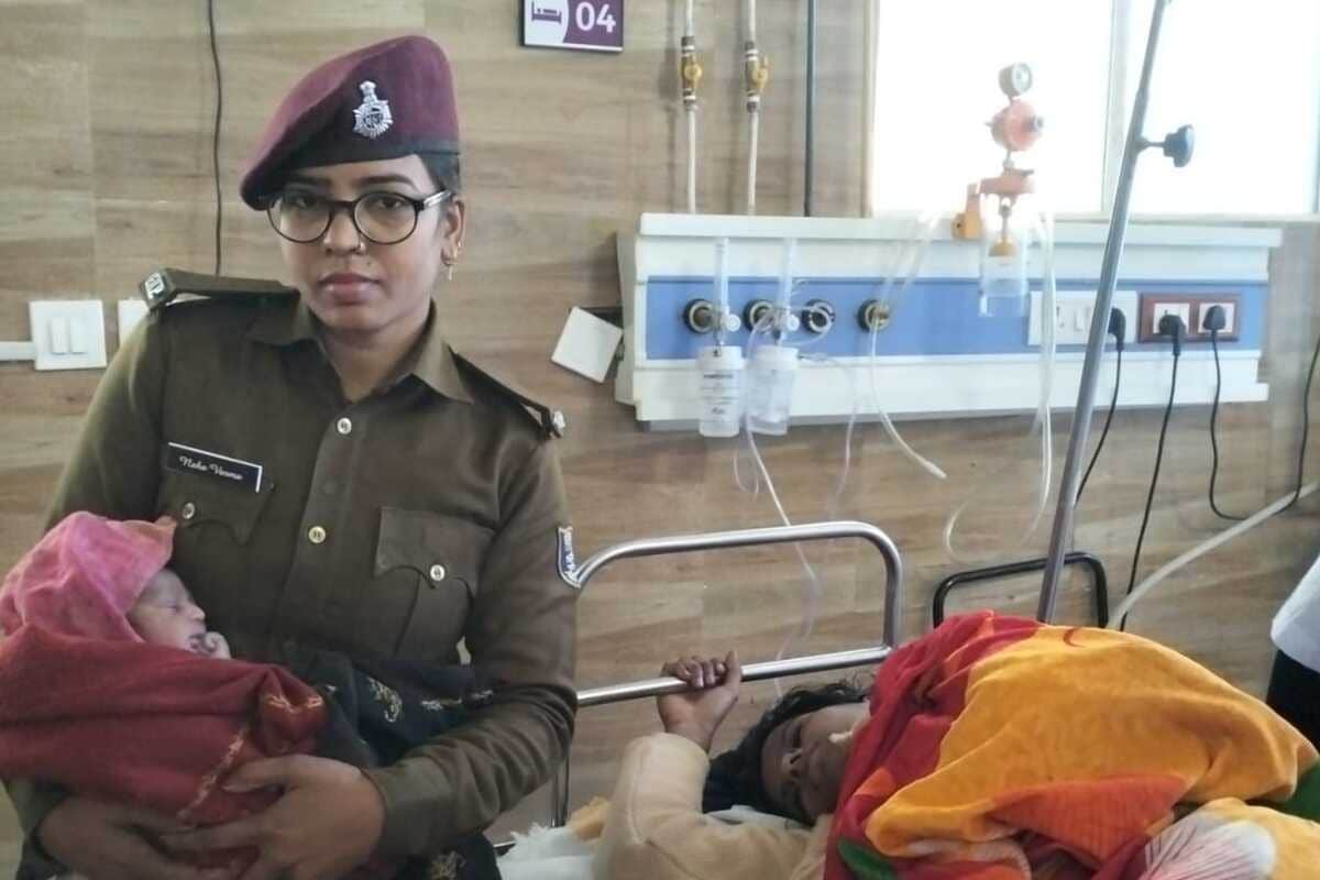 सप्तक्रांति में तड़प रही थी गर्भवती! अचानक मच गई चीख-पुकार, फिर देवदूत बनकर आई मोतिहारी GRP