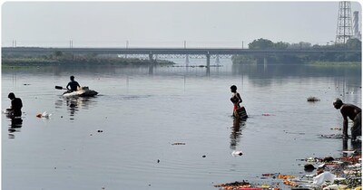 यमुना में प्रदूषण को कम करने के लिए दिल्ली सरकार लगातार काम कर रही है. (फाइल फोटो)