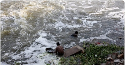 यमुना नदी को प्रदूषण मुक्त करने के लिए केंद्र पूरी कोशिश कर रही है. (फाइल फोटो)