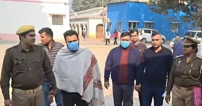 आजमगढ़ में साइबर फ्रॉड करने वाले गिरफ्तार.