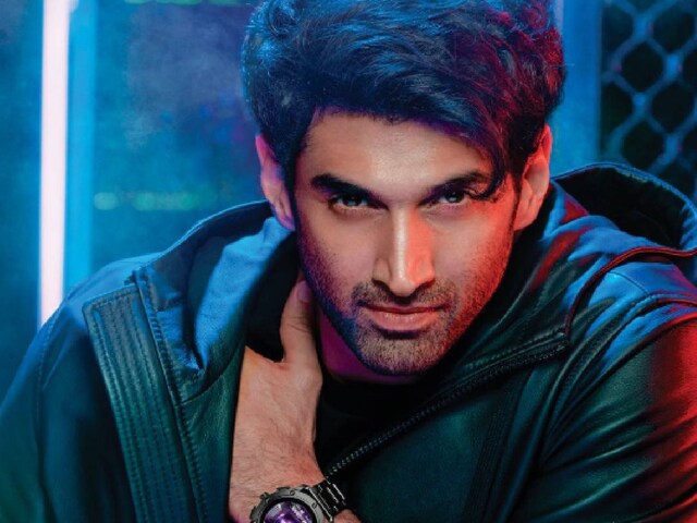 मोहित सूरी की फिल्म छोड़ दी? आदित्य रॉय कपूर ने तोड़ी चुप्पी