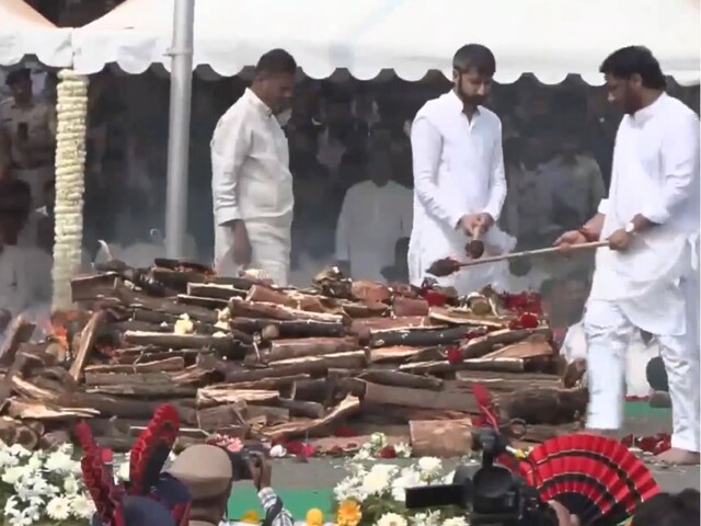 पंचतत्व में विलीन हुए अजीत दादा, नम आँखो से दी विदाई