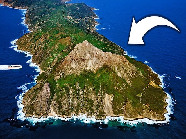 वह जगह जहां महिलाओं का प्रवेश वर्जित है, यहां तक ​​कि मादा जानवरों को भी बाहर निकाल दिया जाता है!