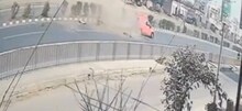 Road Accident Video: सड़क हादसे का खतरनाक वीडियो, CCTV में कैद हो गई मौत