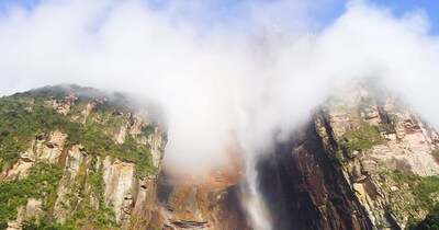 एंजेल फॉल्स: दुनिया का सबसे ऊंचा झरना बादलों से गिरता है, रोमांचक है पहुंचने का रास्ता.