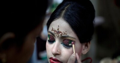 परिवार  वाले भी लड़कियों की शादी कर छुड़ा लेते हैं पीछा (इमेज- फाइल फोटो) 