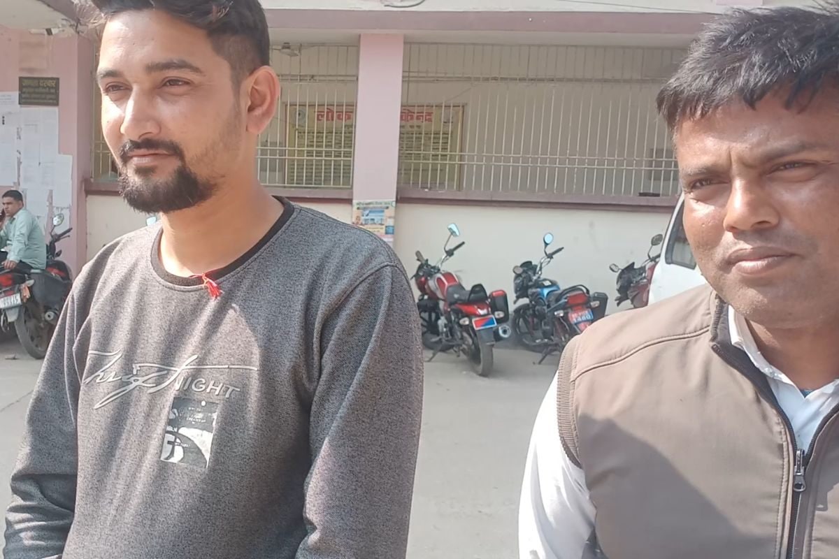 UGC Act Protest के लिए बीजेपी वर्कर भी सड़क पर, बाढ़ में करणी सेना संग निकाला मार्च, करेंगे रोड जाम