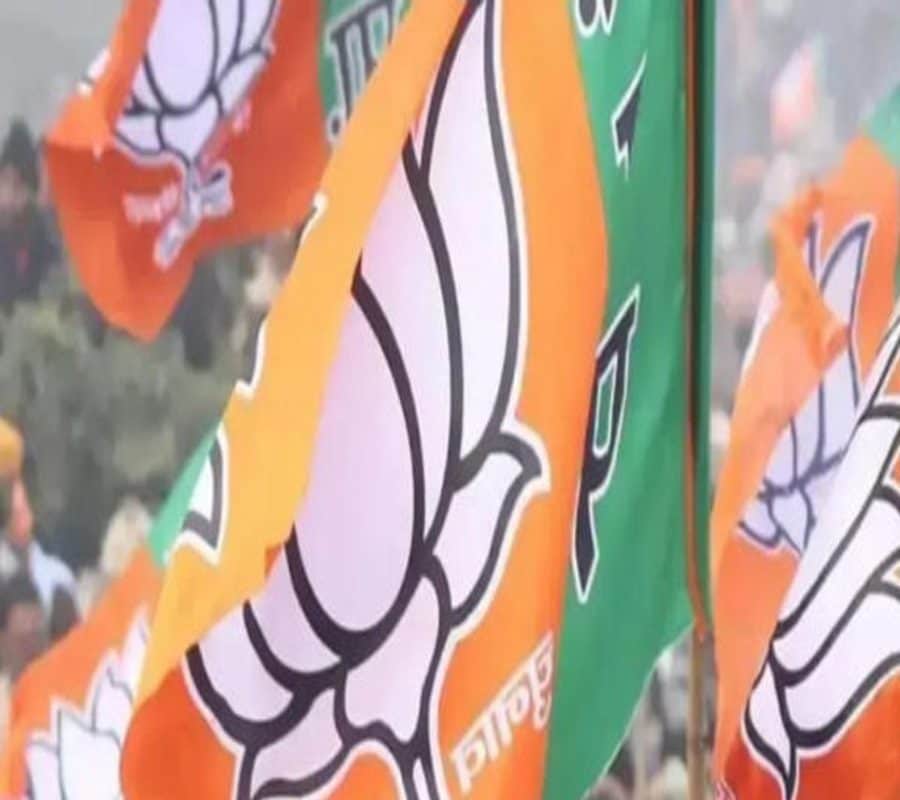 BMC रिजल्ट के बाद शिवसेना ऑफिस में किसने की तोड़फोड़, वीडियो वायरल