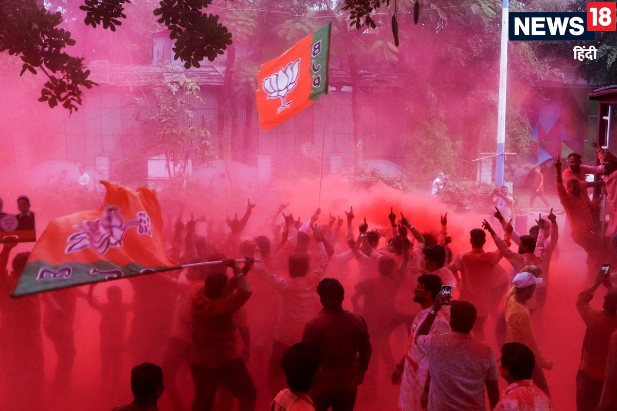 BMC New Mayor LIVE: बीएमसी मेयर पर कहां फंसा पेच बीजेपी-शिवसेना के बीच आज महाबैठक शिंदे को दिल्‍ली से आस!