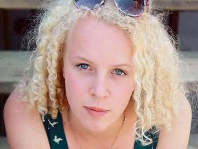 प्रशिक्षक ने कहा, कूदो नहीं, अभी कूदो। यह समझकर लड़की ने छलांग लगा दी।