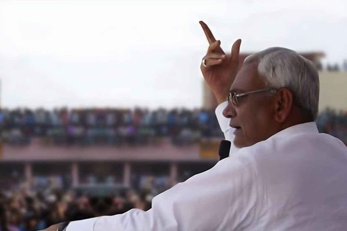 नीतीश युग के बाद बिहार में नेतृत्व की सबसे बड़ी जंग चार दावेदार चारो के अपने टारगेटमत चूको चौहान!