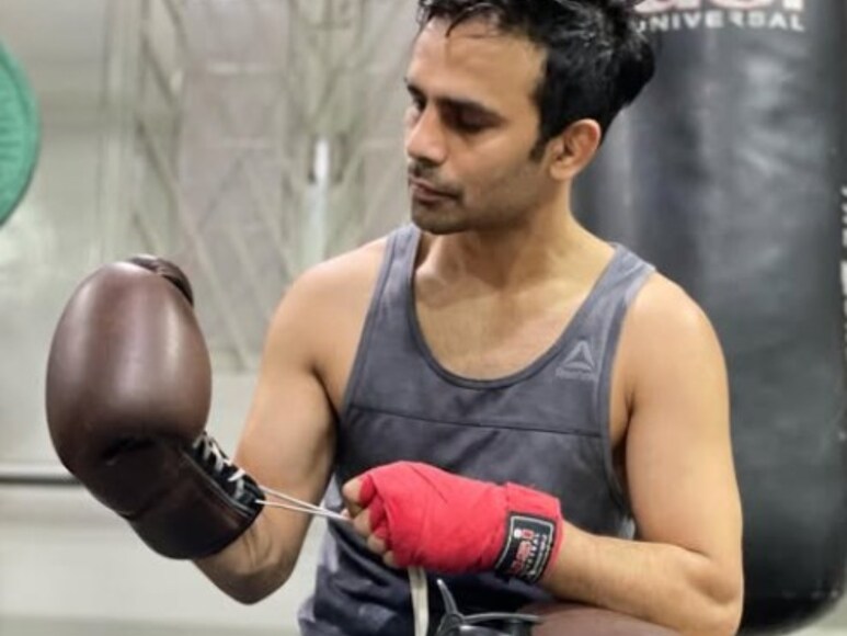 Gaurav Bidhuri on Mary Kom Controversy, Mary Kom vs Onler Kom Dispute, Gaurav Bidhuri Statement Court Case, Mary Kom Personal Life Allegations, Indian Boxing News Updates, Mary Kom Husband Onler Claims, Boxer Gaurav Bidhuri Reaction, Mary Kom Controversy Truth or Lies, Onler Kom Evidence Private Chat, Indian Sports Personalities Scandals, मैरीकॉम विवाद पर गौरव बिधूड़ी, मैरीकॉम बनाम ओनलर कोम विवाद, गौरव बिधूड़ी का बयान कोर्ट केस, मैरीकॉम के निजी जीवन पर आरोप, इंडियन बॉक्सिंग न्यूज़ अपडेट्, मैरीकॉम के पति ओनलर के दावे, बॉक्सर गौरव बिधूड़ी की प्रतिक्रिया, मैरीकॉम विवाद सच या झूठ, ओनलर कोम सबूत प्राइवेट चैट, भारतीय खेल हस्तियों के विवाद