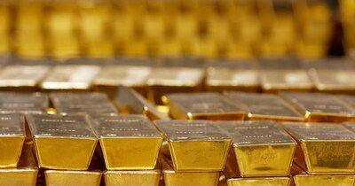 डॉलर से दूरी और सोने की ओर झुकाव बढ़ाते केंद्रीय बैंक.(Image:News18)