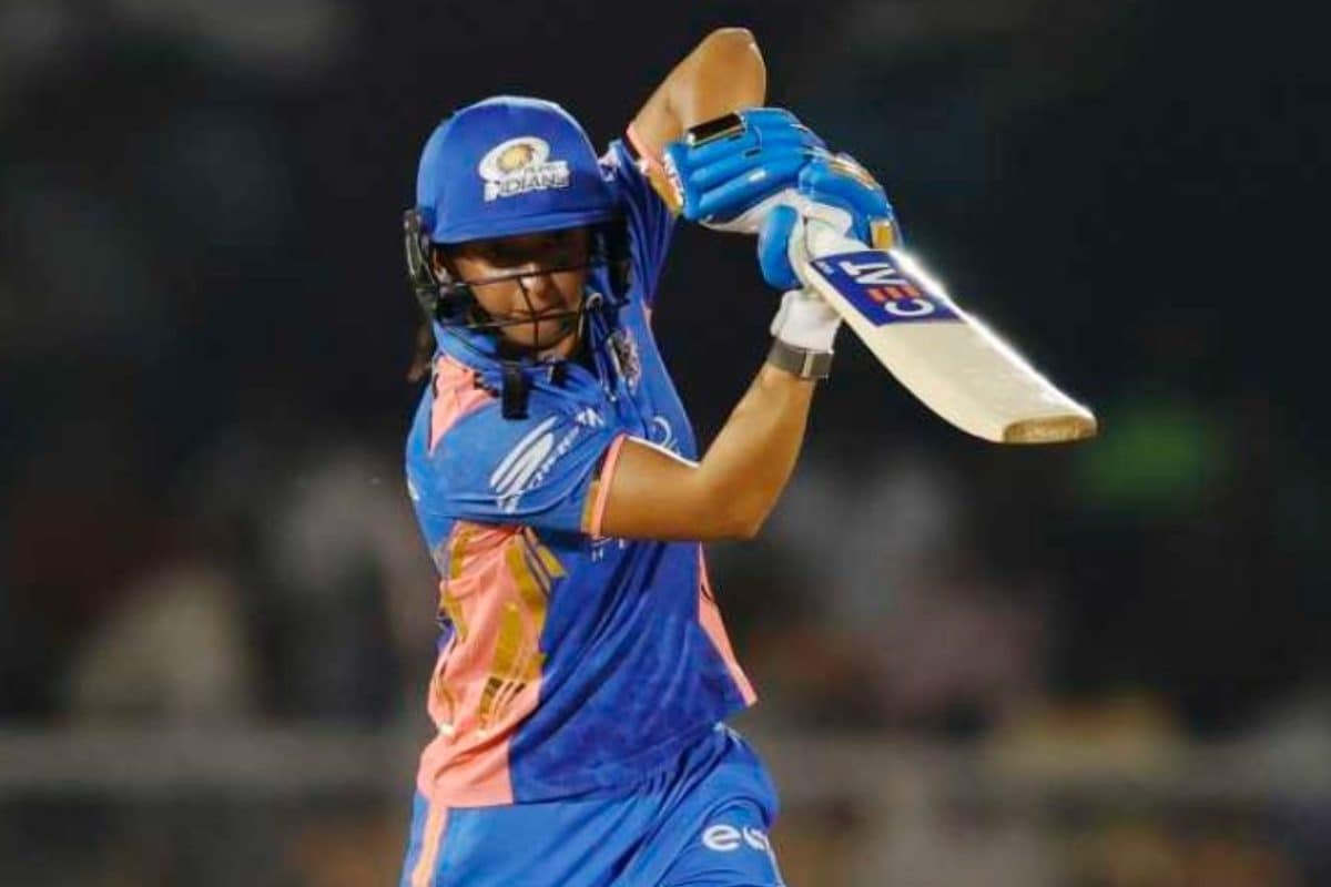 मुंबई इंडियंस की गुजरात जॉयंट्स पर लगातार आठवीं जीत, हरमनप्रीत ने खेली विस्फोटक पारी