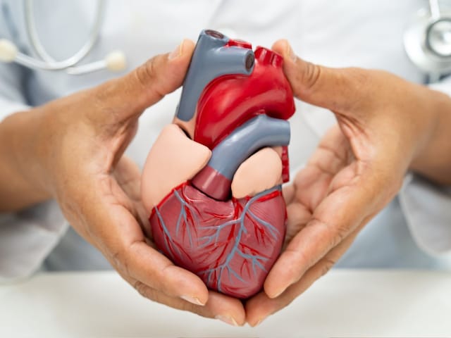 অল্প বয়সে হার্ট নষ্ট হয়ে গেল, হার্ট ট্রান্সপ্লান্ট জীবন বাঁচাল, এবার রেকর্ড গড়ল!