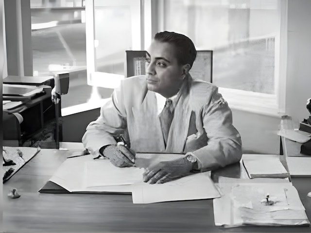 पहाड़ पर प्लेन क्रैश और दफन हो गया वो दिमाग, जो 18 महीने में बना देता एटम बम