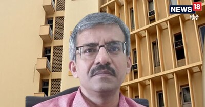 IAS Story : विनीत जोशी की स्कूलिंग प्रयागराज में हुई है.