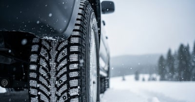 Vehicles Slipping on Icy Roads: Essential Snow Driving Tips and Tire Guide