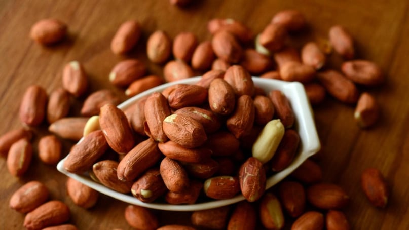 health tips should you eat peanuts with red skin benefits and expert advice explained in detail