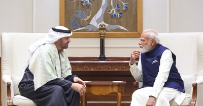 प्रधानमंत्री नरेंद्र मोदी और यूएई के राष्‍ट्रपत‍ि शेख मोहम्मद बिन जायद अल नाहयान.