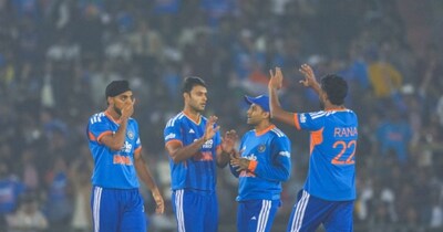 भारतीय टीम  ने अपने घर में 100 टी20 इंटरनेशनल मैच खेल लिए. 