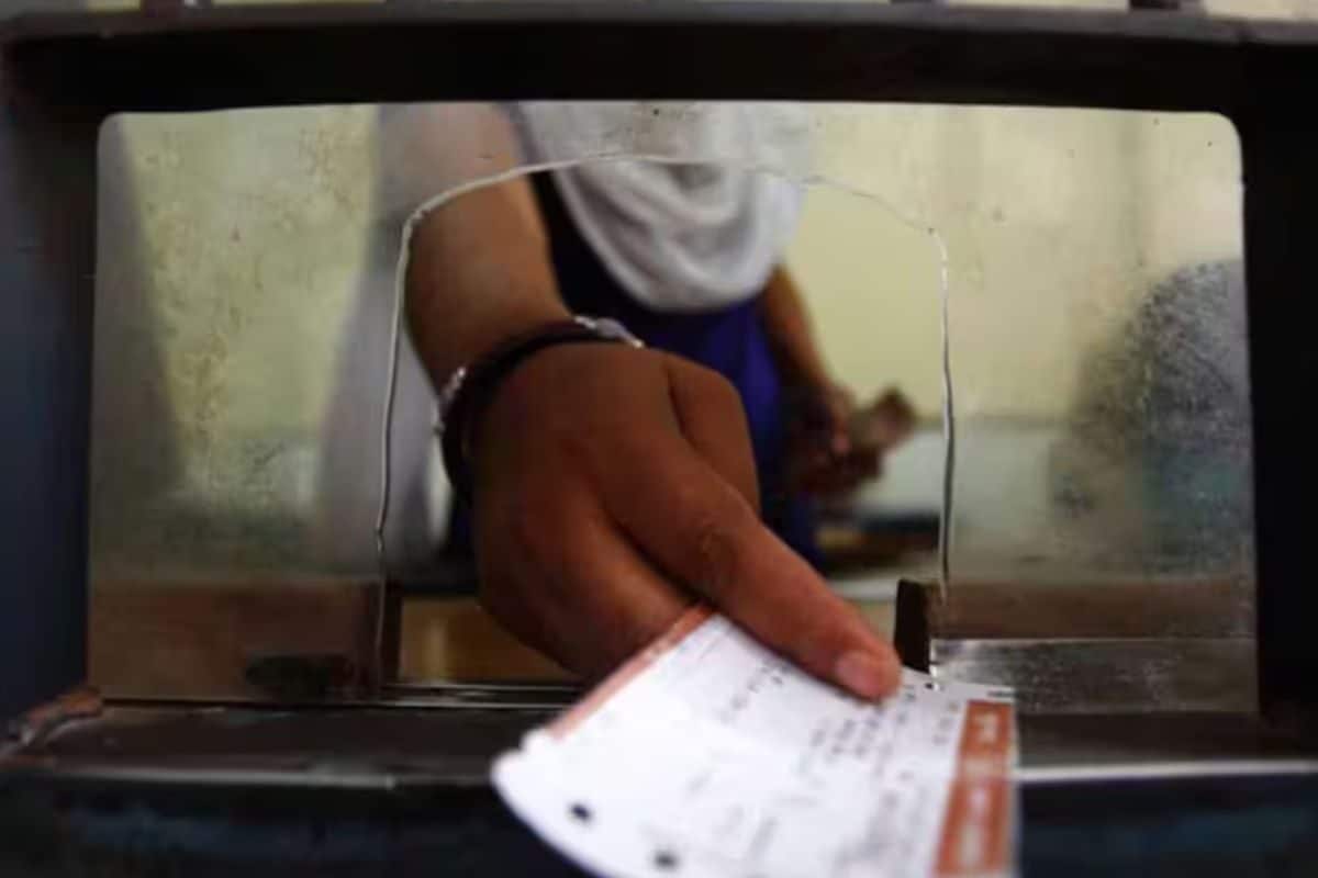 पड़ोस की दुकान से अब खरीदें ट्रेन टिकट न जाना होगा स्‍टेशन और न ही फोड़ना पड़ेगा सिर IRCTC का मेगाप्‍लान