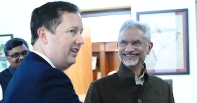 विदेश मंत्री एस जयशंकर ने अमेरिकी राजदूत सर्जियो गोर से मुलाकात की.