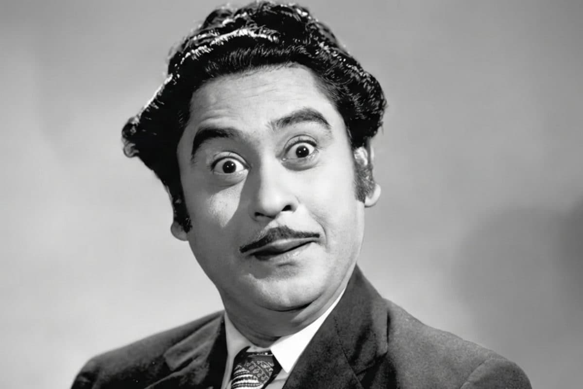 1 भाई था सुपरस्टार दूसरे को गायकी में हासिल थी महारथ किशोर कुमार ने हीरो के लिए दर किनार कर दिए थे सारे उसूल