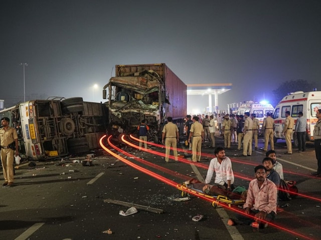 किशनगढ़ एक्सीडेंट: ट्रेलर की टक्कर से पलटी बस, 36 से ज्यादा घायल, 5 नाजुक