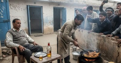 सवाई माधोपुर के हिंगोटा में हेडमास्टर ने स्कूल में की शराब-चिकन पार्टी