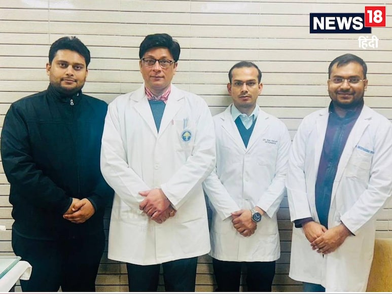 The team of doctors from RML Hospital who saved the girl's knee. 