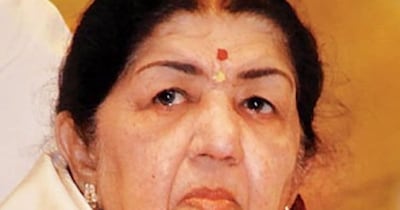 The Priceless Song: Lata Mangeshkar's 'Aye Mere Watan Ke Logo' Moved a Nation