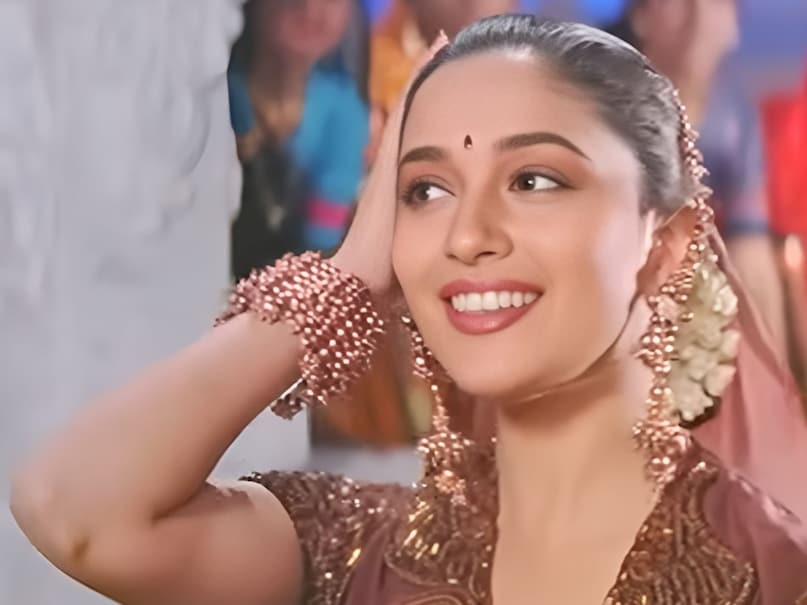 Madhuri Dixit, Madhuri Dixit movies, Madhuri Dixit instagram, Madhuri Dixit struggle, Madhuri Dixit news