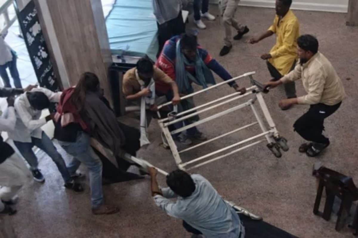 घायल होकर आए अस्‍पताल, तो वहीं भिड़े 2 पक्ष, शिवपुरी में सनसनी