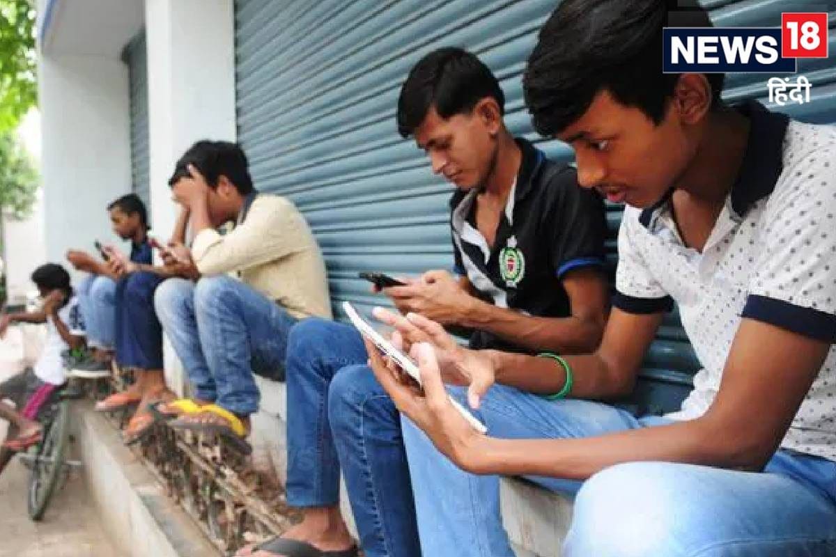 क्या डिजिटल-डिवाइसेज इतनी खराब 35 की उम्र तक युवाओं की मेंटल हेल्थ हुई खराब IPS के आंकड़े कर देंगे हैरान