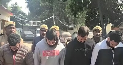 धर्मांतरण के आरोपी.