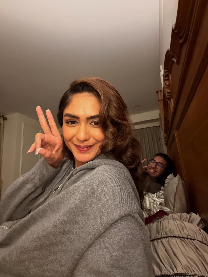 what has mrunal said about dhanush, what has dhanush said about mrunal, mrunal dhanush marriage, mrunal dhanush rumors, mrunal dhanush relationship, Dhanush Mrunal Thakur wedding, Dhanush Mrunal Thakur relationship, Dhanush marriage