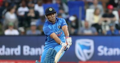  एमएस धोनी के नाम वनडे में सबसे बड़ी पारी खेलने का है रिकॉर्ड. 