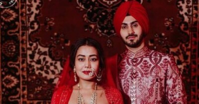 नेहा कक्कड़ ने तलाक की अफवाहों पर चुप्पी तोड़ी.